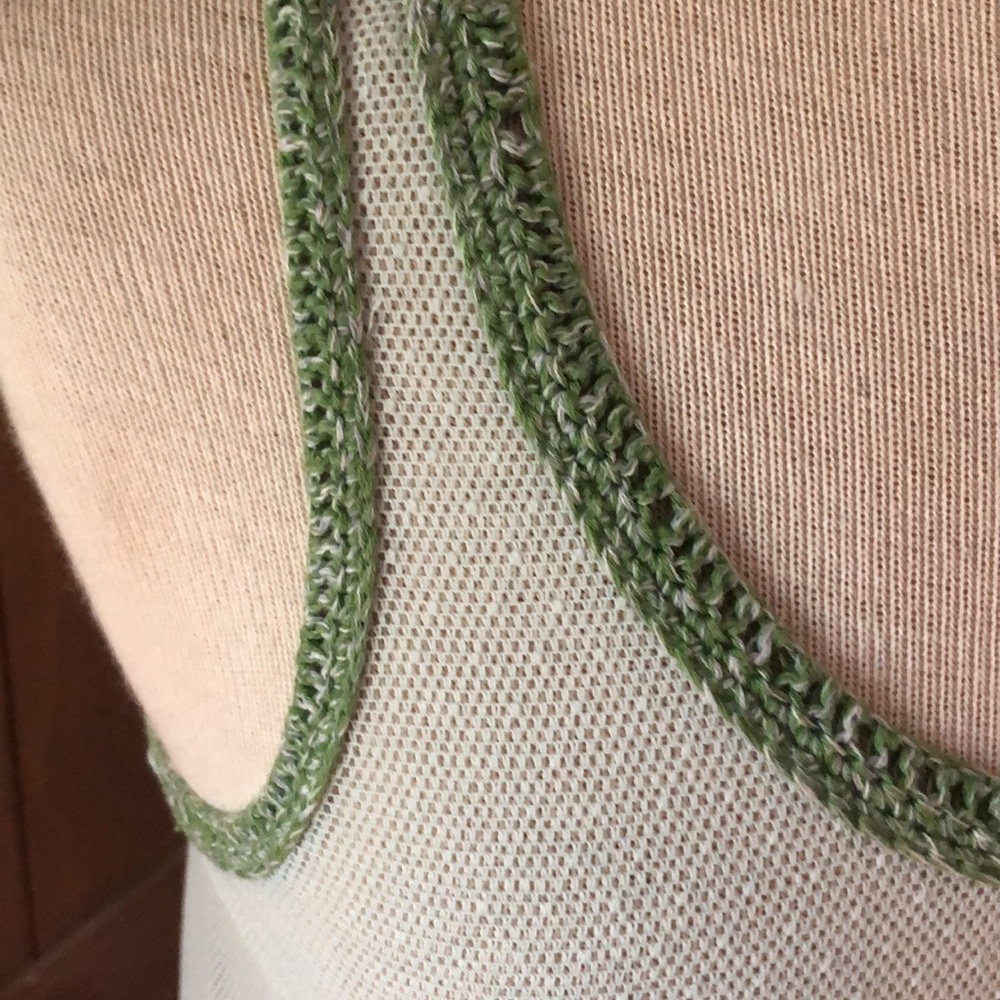 Free People women’s green embroidered Tank - Picture 2 of 9